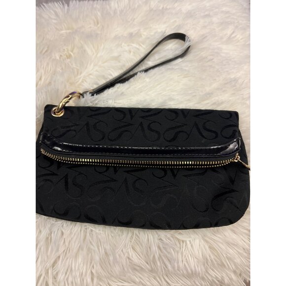 Vera Wang Black Foldover Clutch Zip Pocket Wristlet Gold Accents Pockets In Out - Picture 1 of 13